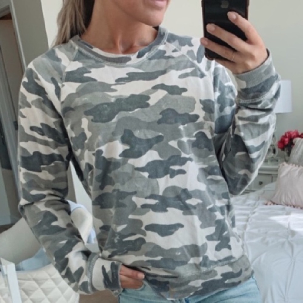 J. Crew Muted Gray Camo Sweatshirt Pullover EUC